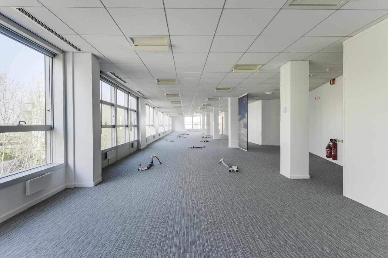 Bureau Saint-Denis 3392m² Location bureau Saint-Denis Seine-Saint-Denis OLBUR2107033 2